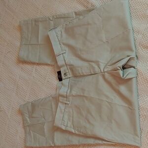 Dockers Signature Khaki Beige trousers pants size 40 X 32